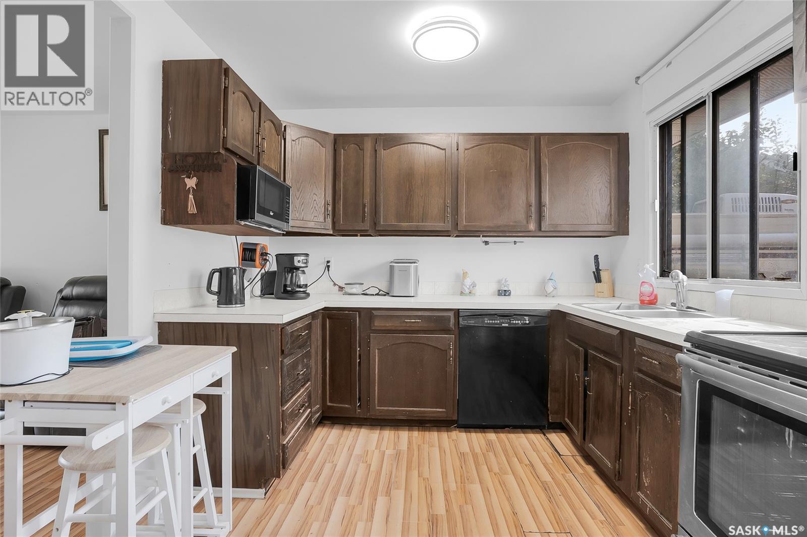 1633 B Avenue N, Saskatoon, Saskatchewan  S7L 1H2 - Photo 7 - SK018777