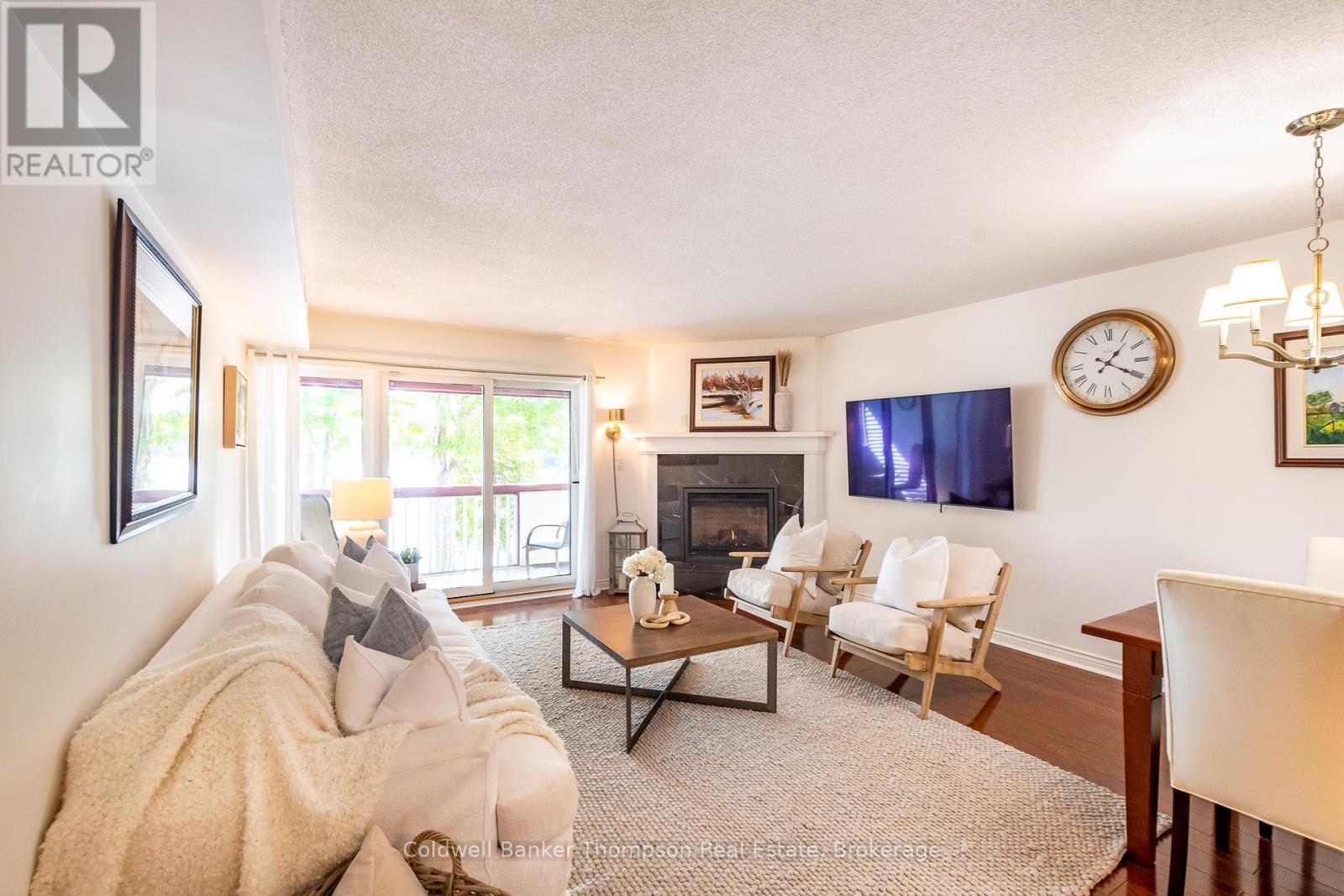 204 - 10 Coveside Drive, Huntsville, Ontario  P1H 1C3 - Photo 12 - X12360125