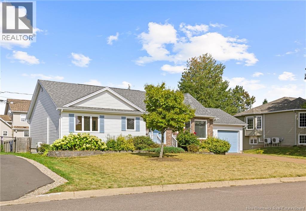 45 Foxwood Drive, Moncton, New Brunswick  E1G 3S6 - Photo 3 - NB126949