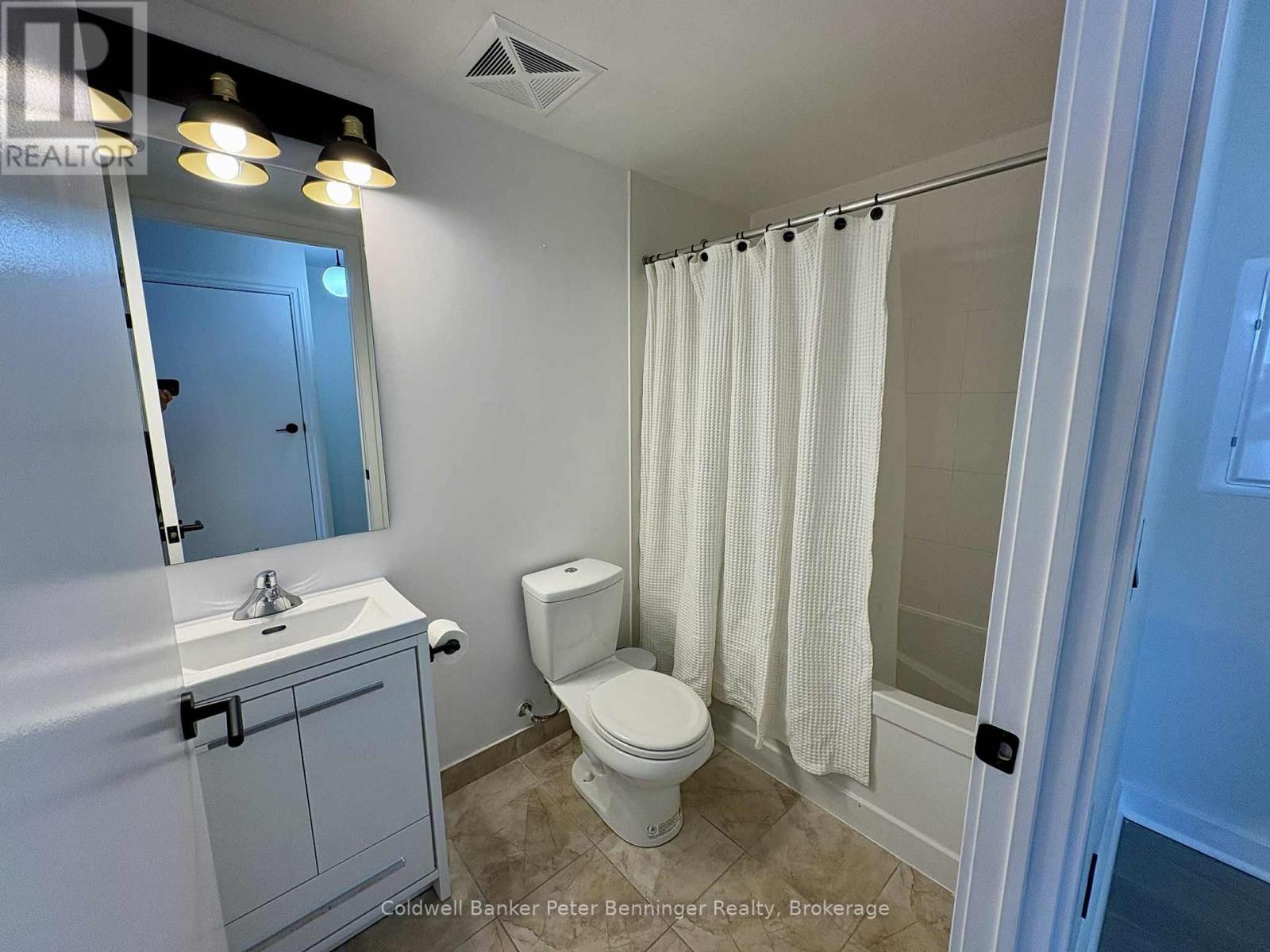 2308 - 14 York Street, Toronto (Waterfront Communities), Ontario  M5J 0A9 - Photo 8 - C12415484