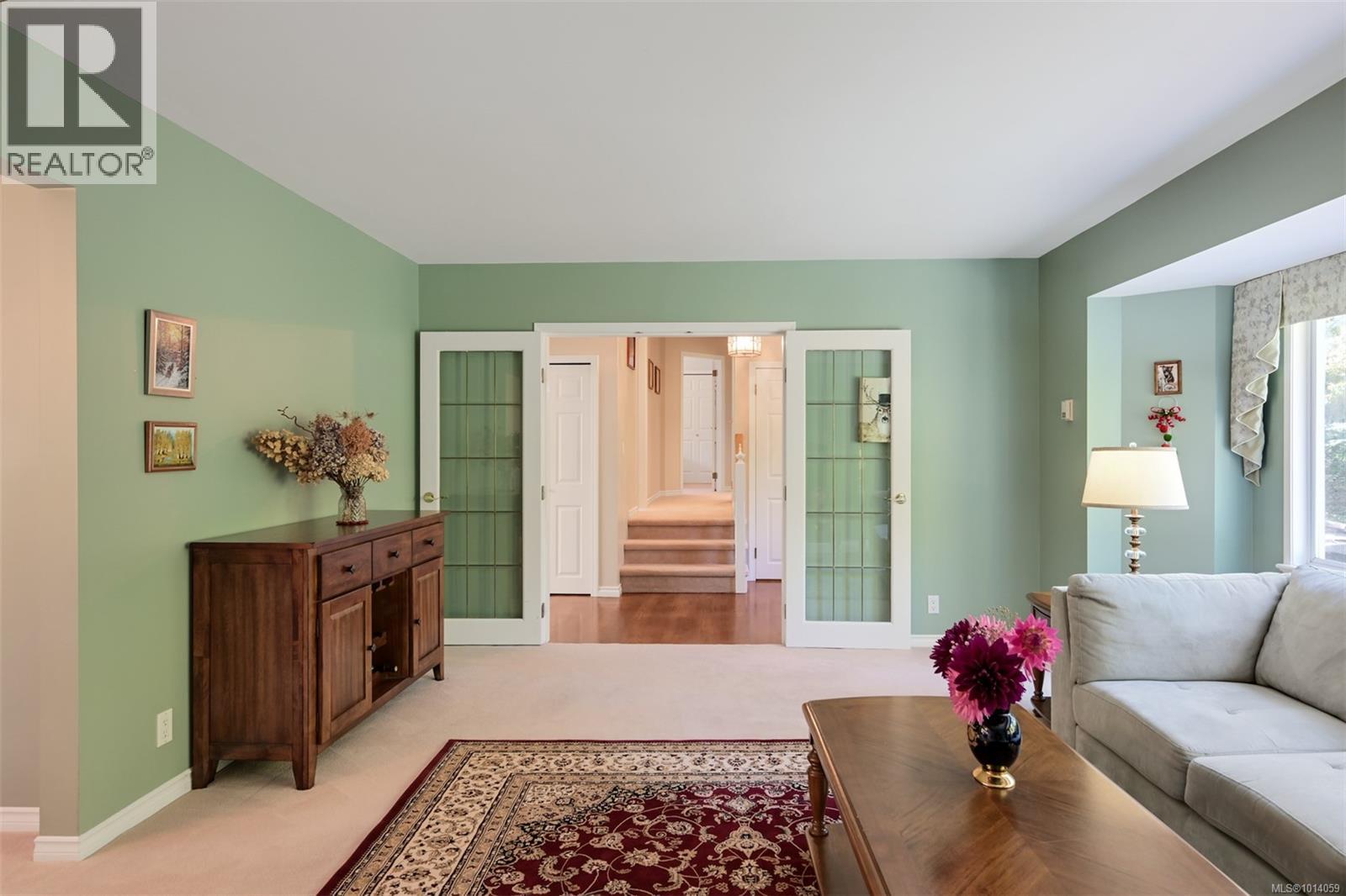 Property at 2886 Tudor Ave image 2