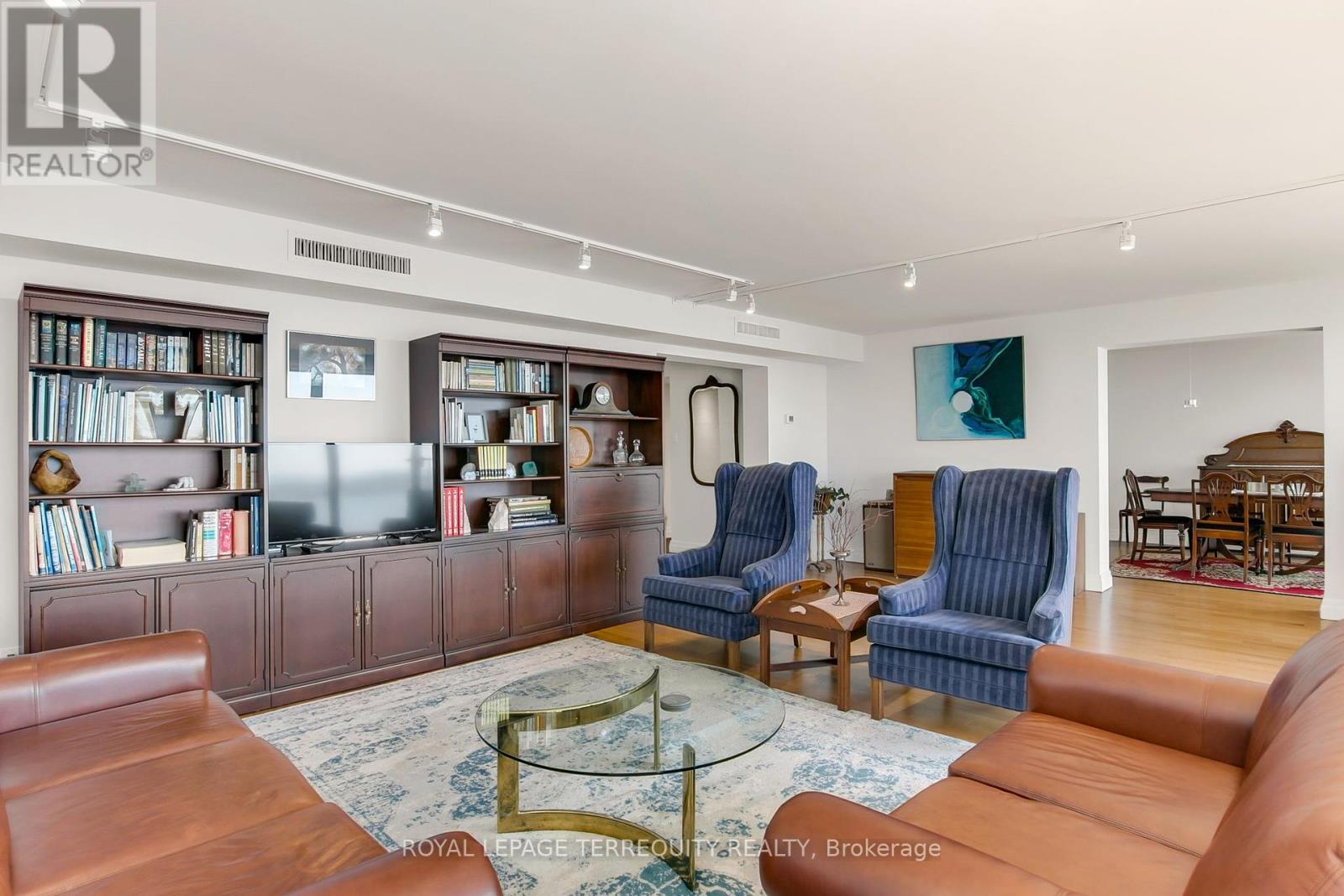 2311 - 55 Harbour Square, Toronto, Ontario  M5J 2L1 - Photo 10 - C12415362