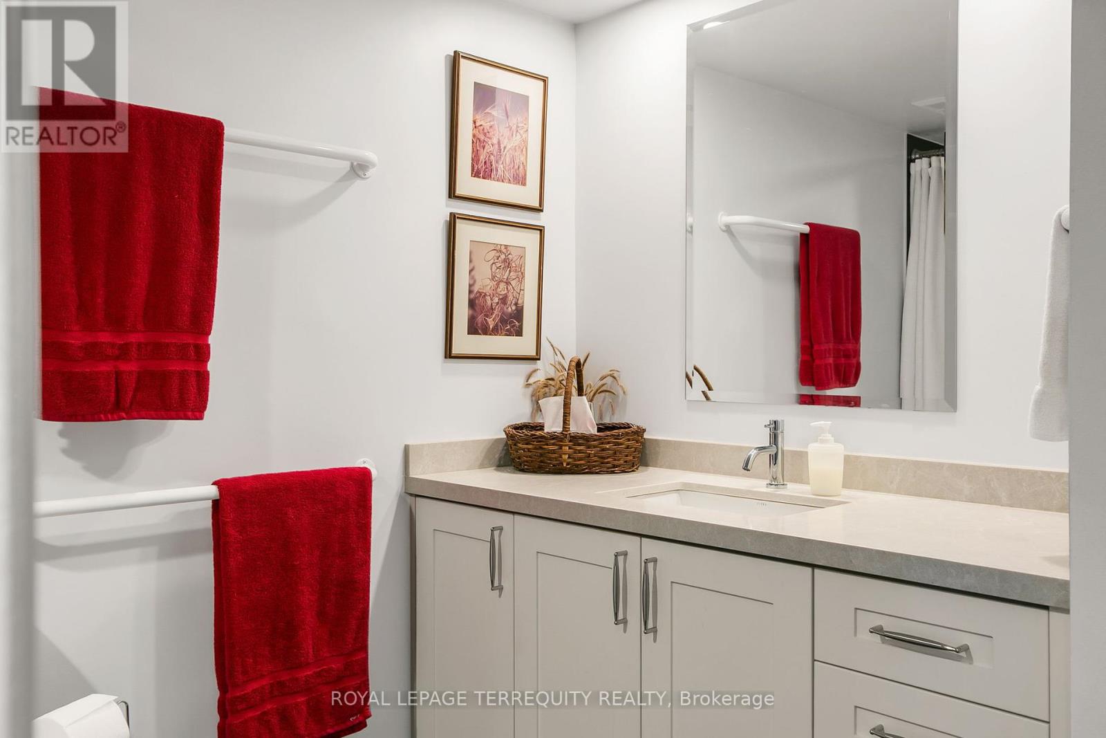 2311 - 55 Harbour Square, Toronto, Ontario  M5J 2L1 - Photo 38 - C12415362
