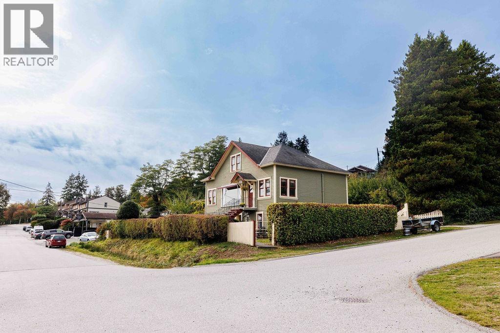 589 Seaview Road, Gibsons, British Columbia  V0N 1V9 - Photo 34 - R3049847