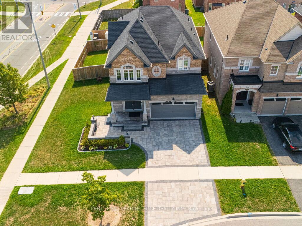 39 Butson Crescent, Clarington, Ontario  L1C 0S5 - Photo 2 - E12415402