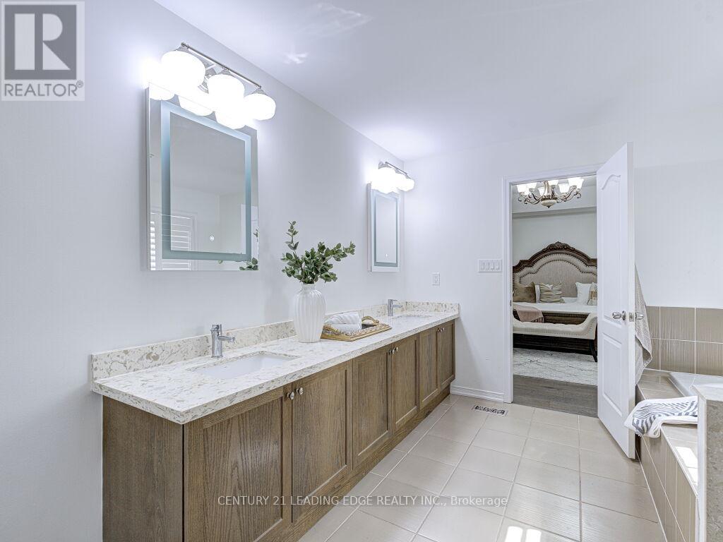 39 Butson Crescent, Clarington, Ontario  L1C 0S5 - Photo 5 - E12415402