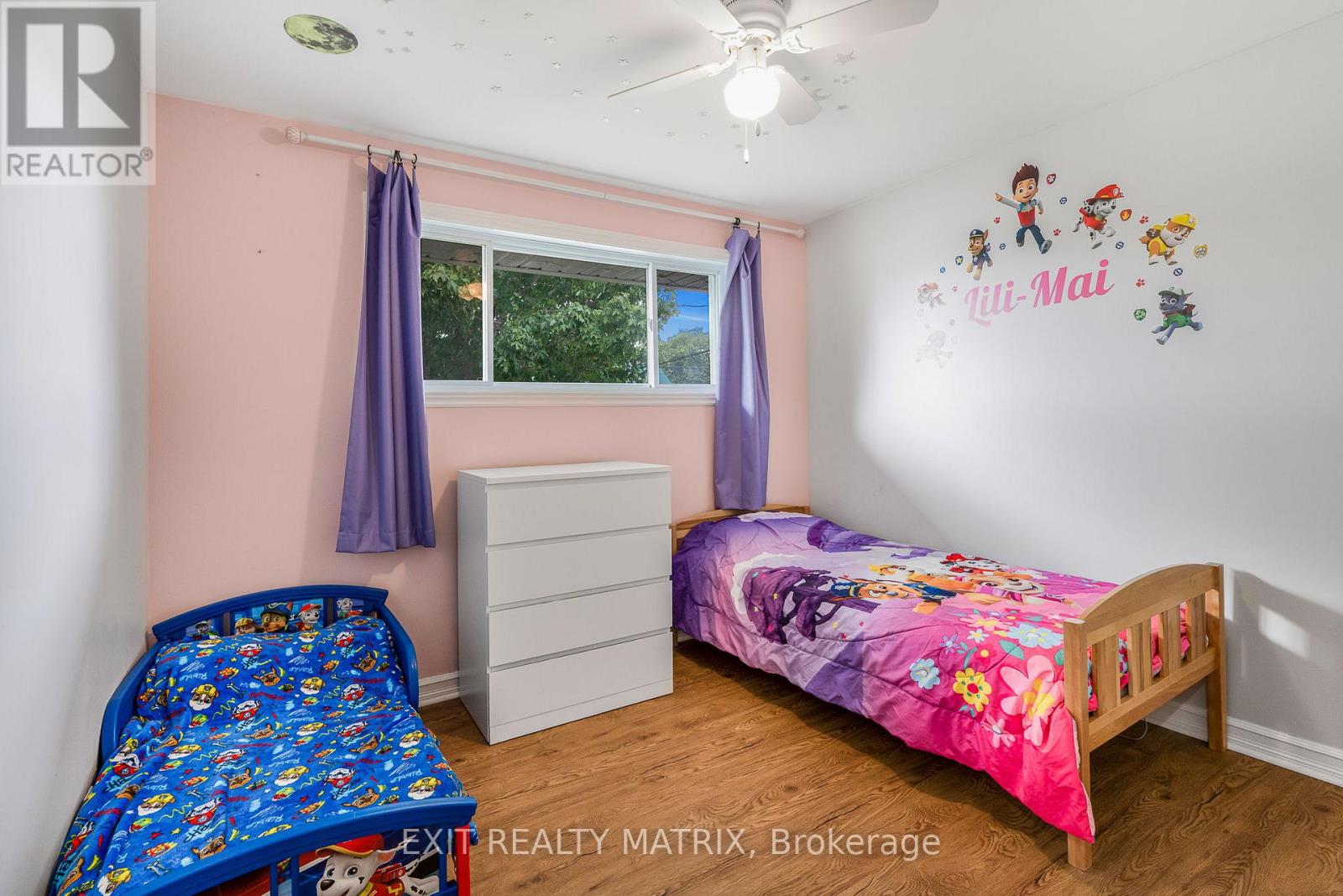 94 Peel Street E, North Glengarry, Ontario  K0C 1A0 - Photo 17 - X12415489