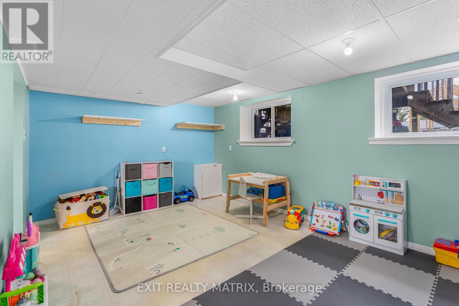 94 Peel Street E, North Glengarry, Ontario  K0C 1A0 - Photo 23 - X12415489