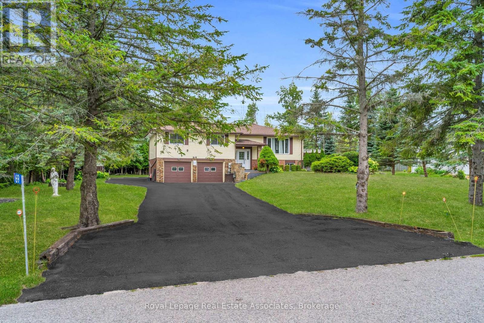 Property at 69 GEORGE AVENUE image 2