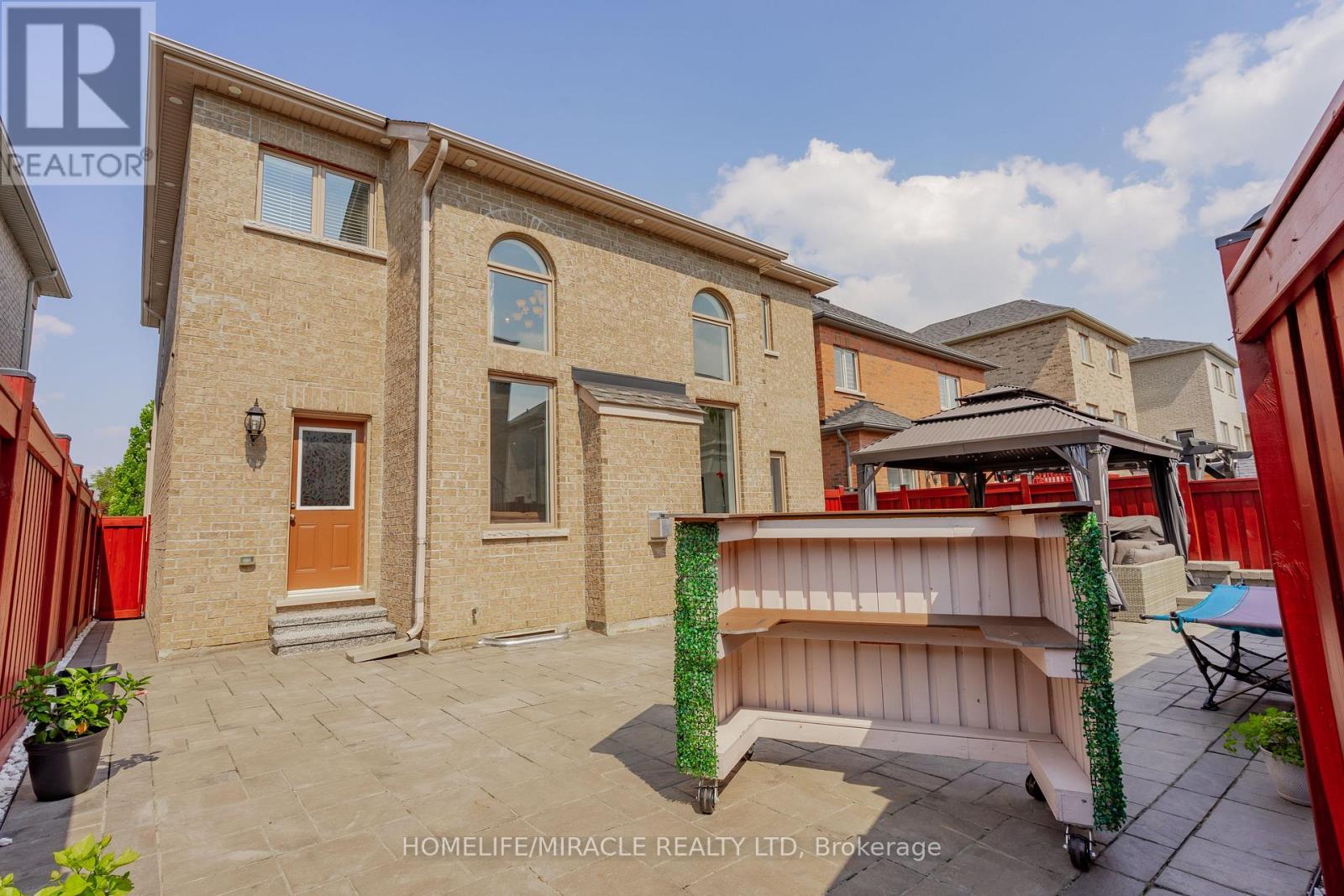 516 Vellore Woods Boulevard, Vaughan, Ontario  L4H 2W3 - Photo 45 - N12415265