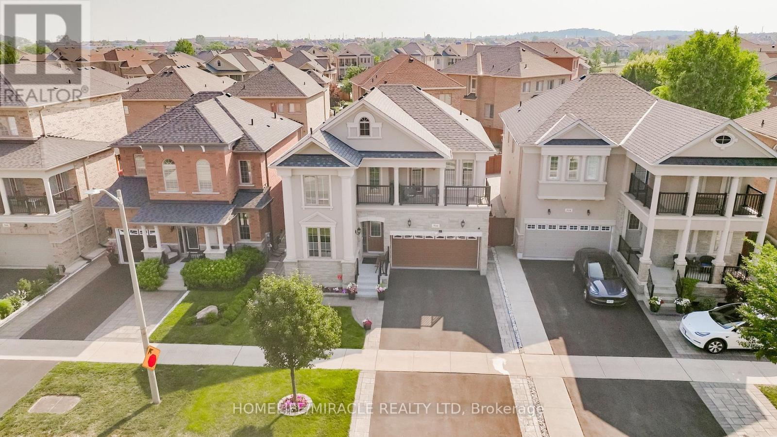 516 Vellore Woods Boulevard, Vaughan, Ontario  L4H 2W3 - Photo 47 - N12415265