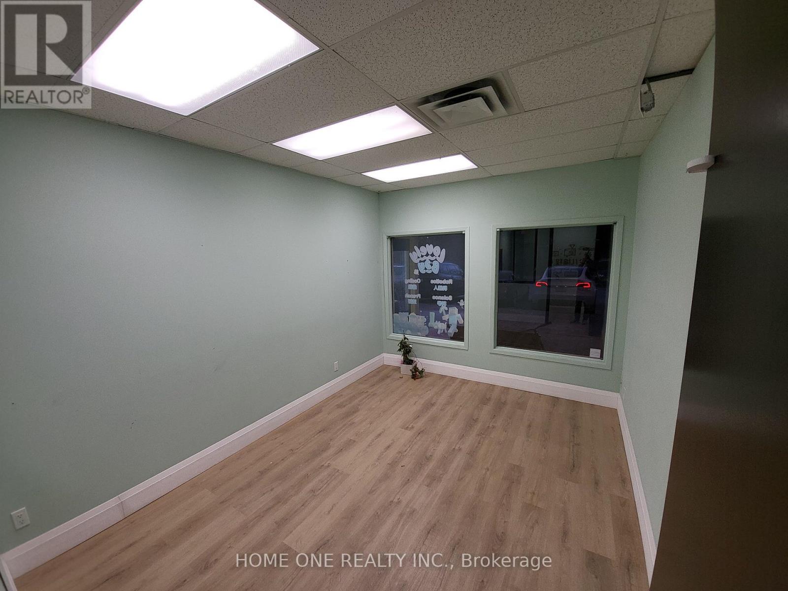 3 & 4 - 33 The Bridle Trail, Markham, Ontario  L3R 4E7 - Photo 13 - N12415347