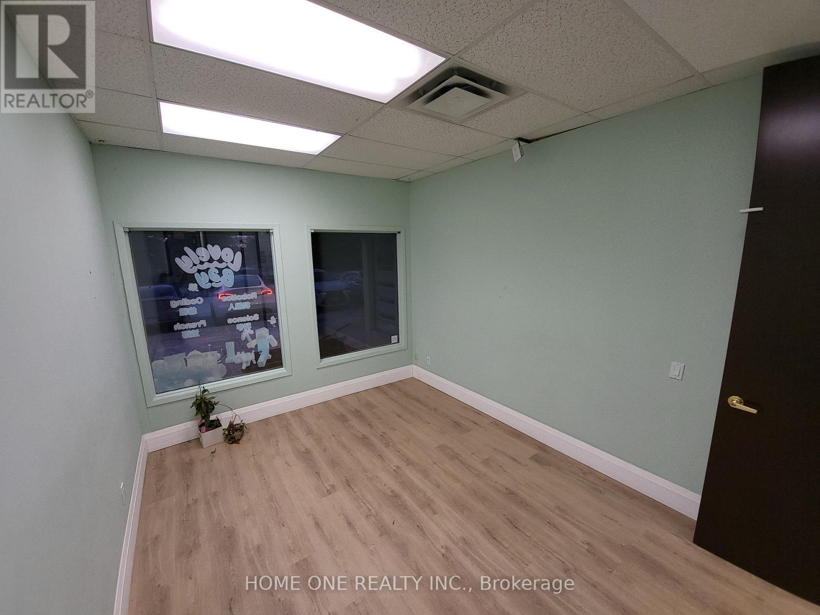 3 & 4 - 33 The Bridle Trail, Markham, Ontario  L3R 4E7 - Photo 14 - N12415347