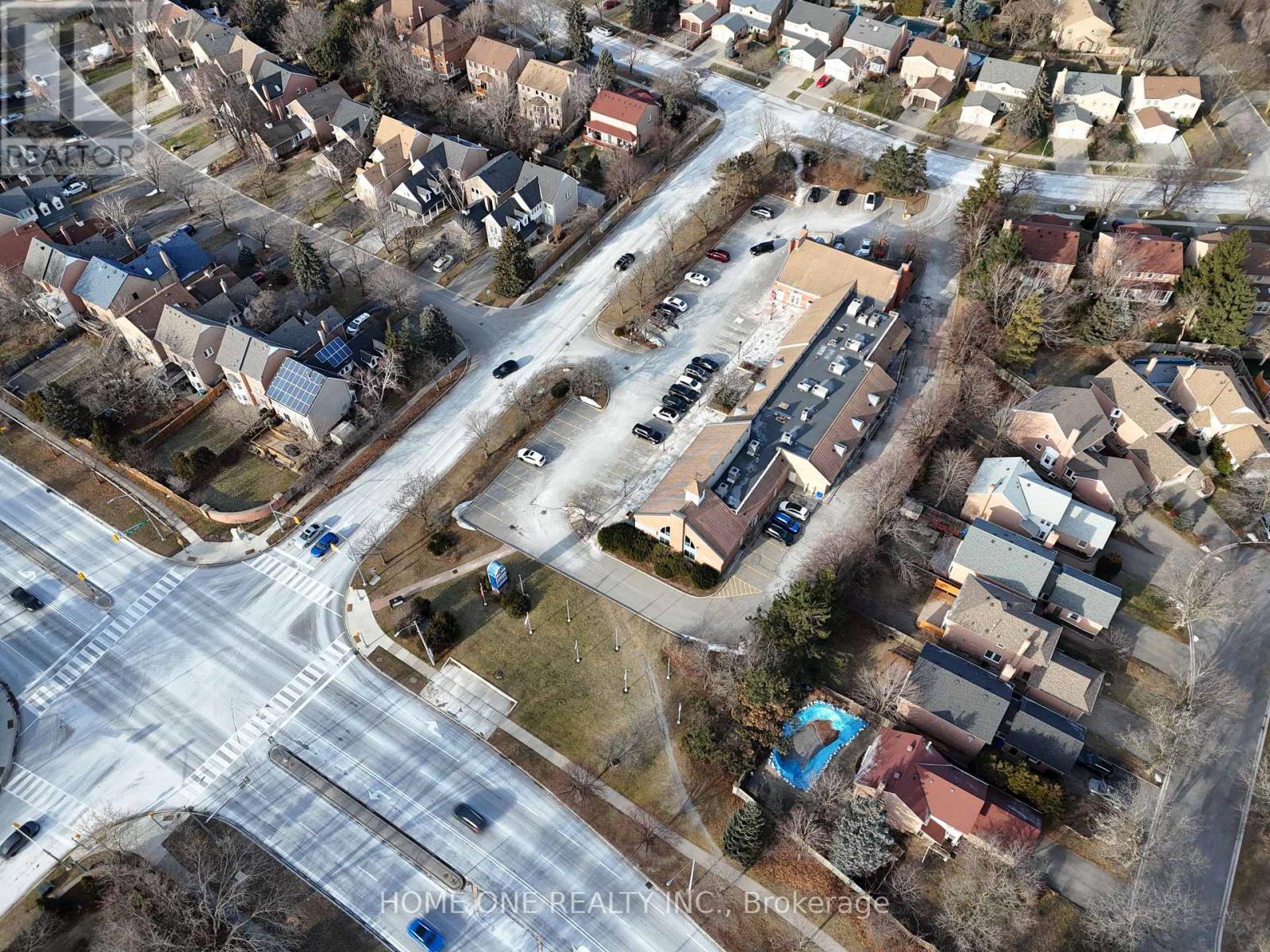 3 & 4 - 33 The Bridle Trail, Markham, Ontario  L3R 4E7 - Photo 32 - N12415347
