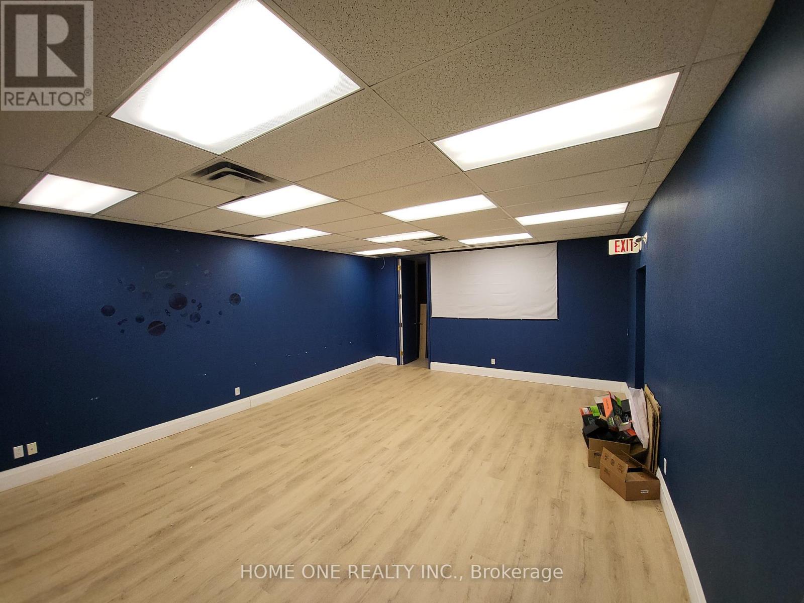 3 & 4 - 33 The Bridle Trail, Markham, Ontario  L3R 4E7 - Photo 4 - N12415347