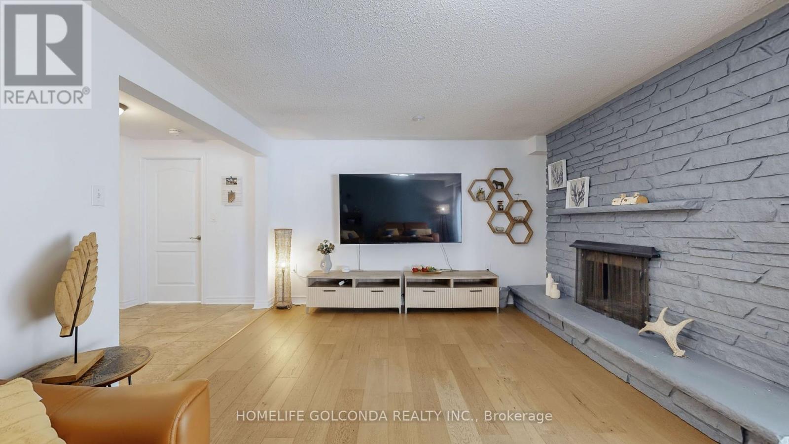 54 Senator Reesor's Drive, Markham, Ontario  L3P 3E2 - Photo 13 - N12415368