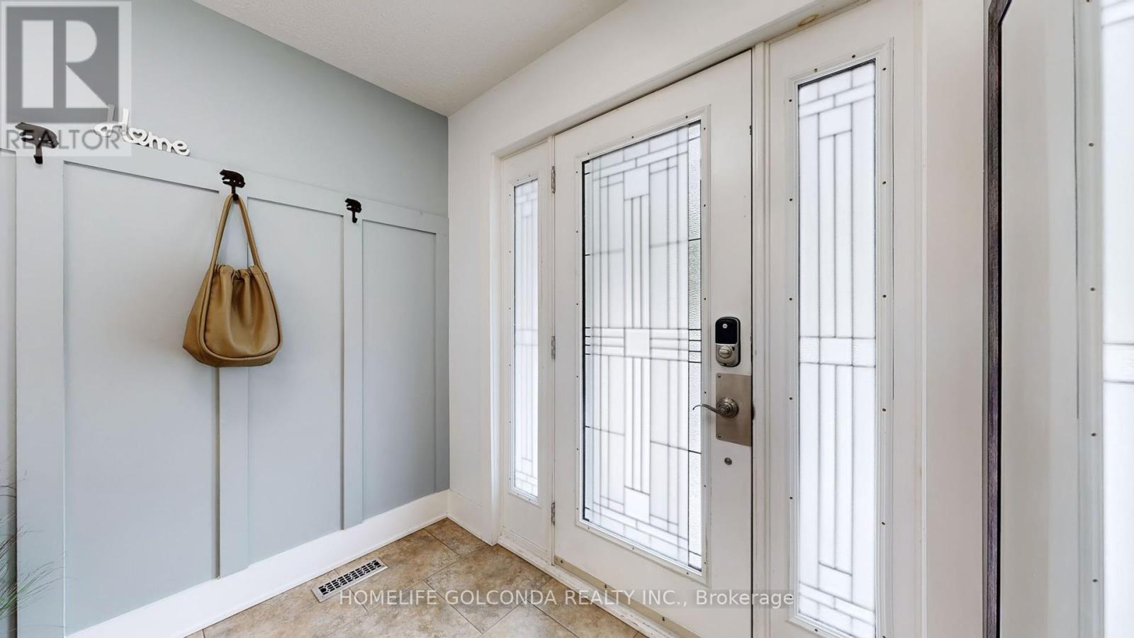 54 Senator Reesor's Drive, Markham, Ontario  L3P 3E2 - Photo 3 - N12415368