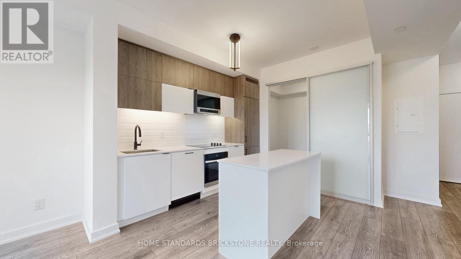321 - 8888 Yonge Street, Richmond Hill, Ontario  L4C 5V6 - Photo 14 - N12415391