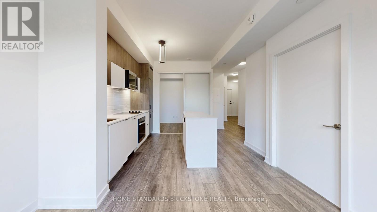 321 - 8888 Yonge Street, Richmond Hill, Ontario  L4C 5V6 - Photo 3 - N12415391