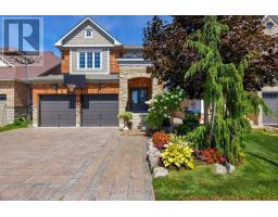 126 BLUE DASHER BOULEVARD, Bradford West Gwillimbury, Ontario