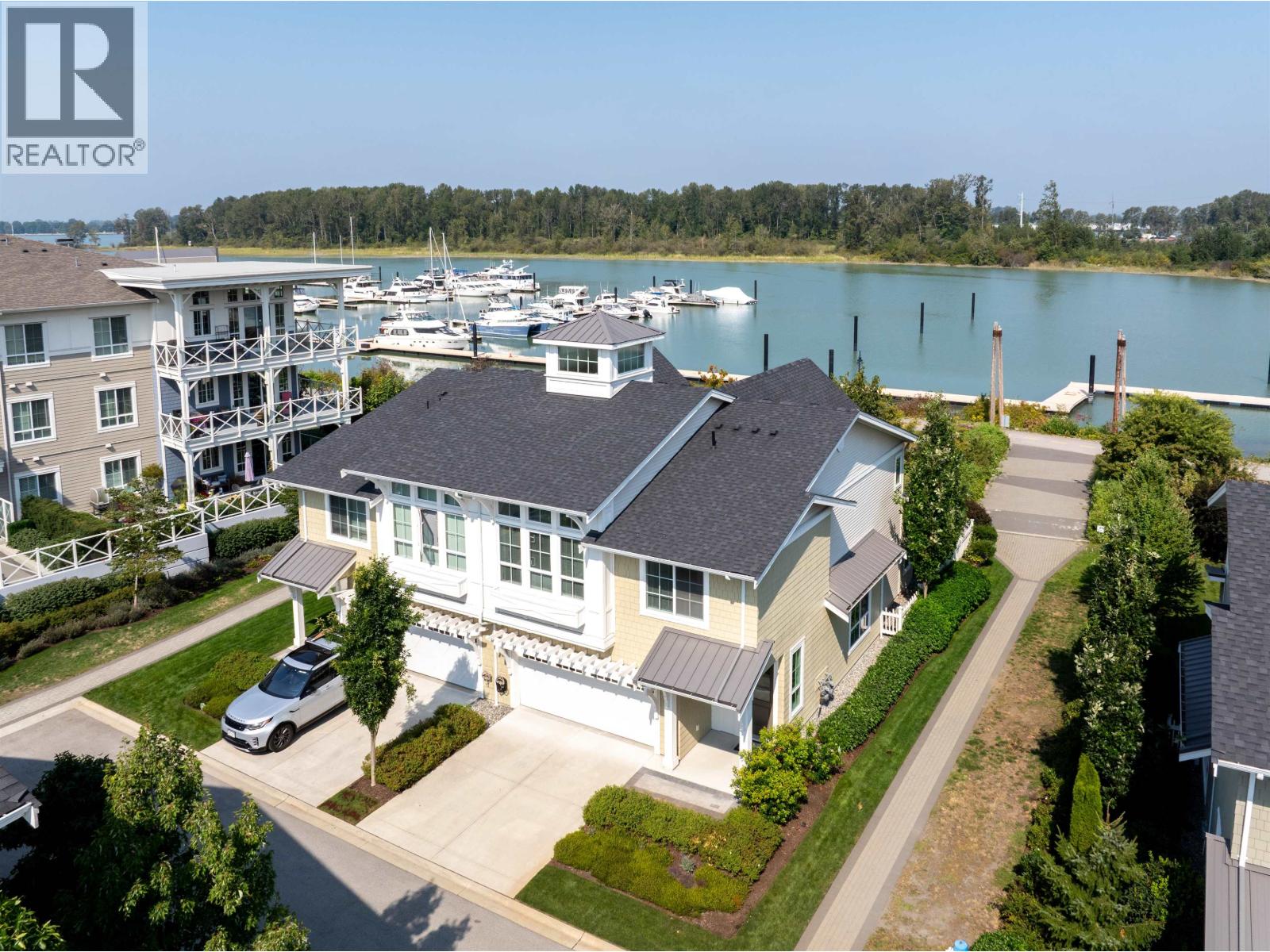 2 5551 Admiral Way, Delta, British Columbia  V4K 0C9 - Photo 1 - R3050011