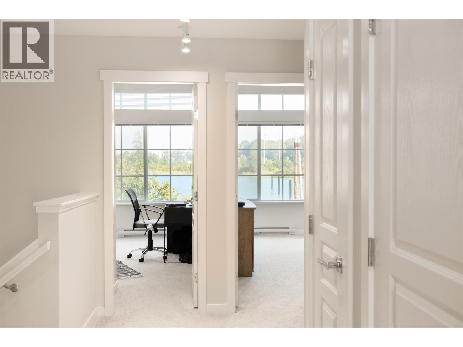 2 5551 Admiral Way, Delta, British Columbia  V4K 0C9 - Photo 13 - R3050011
