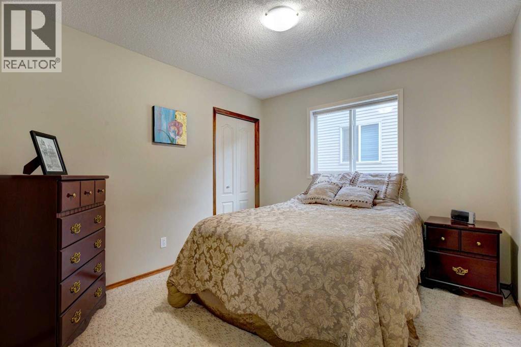 78 Cougarstone Close Sw, Calgary, Alberta  T3H 5W3 - Photo 23 - A2258399