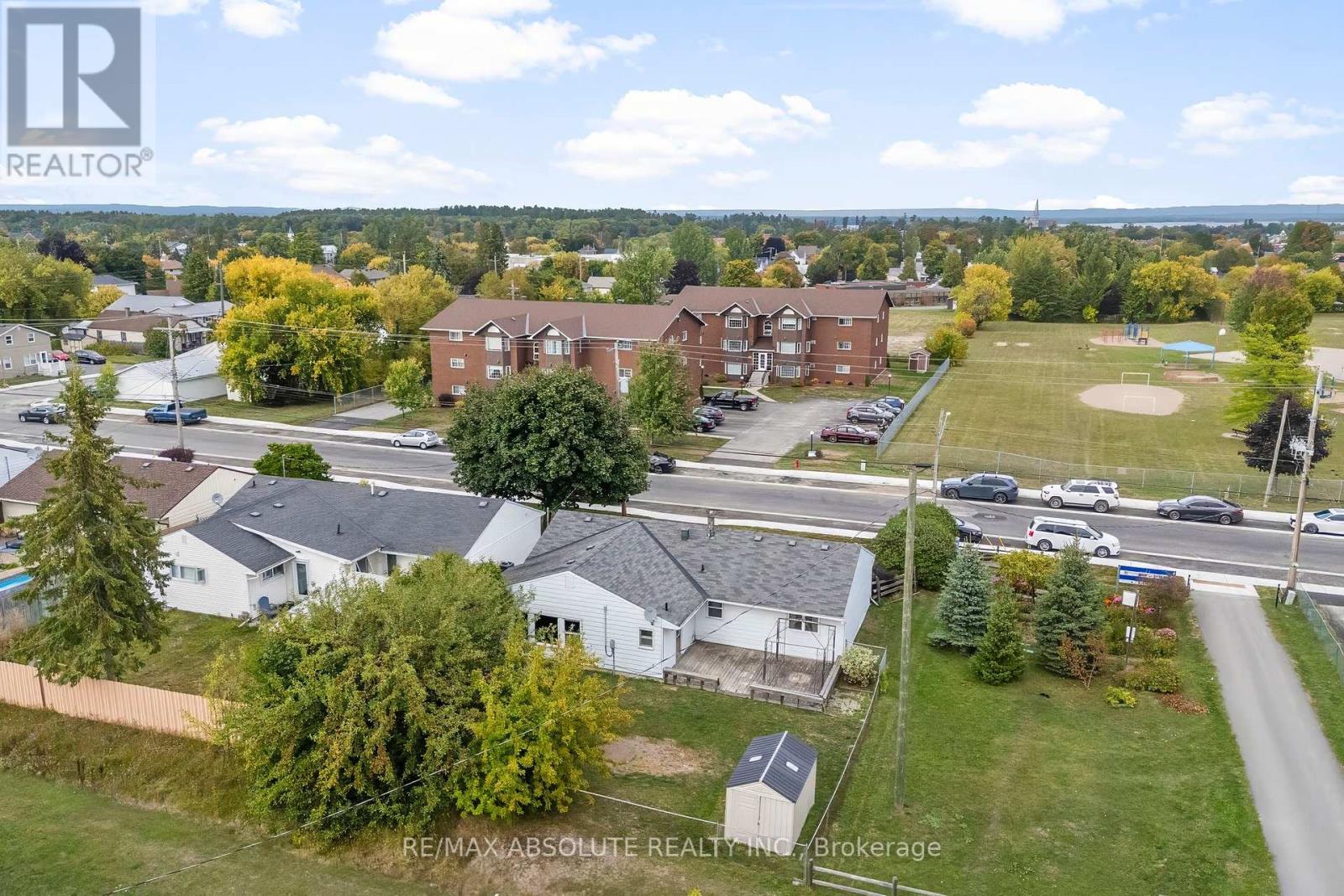 106 Edey Street, Arnprior, Ontario  K7S 1C1 - Photo 34 - X12414830