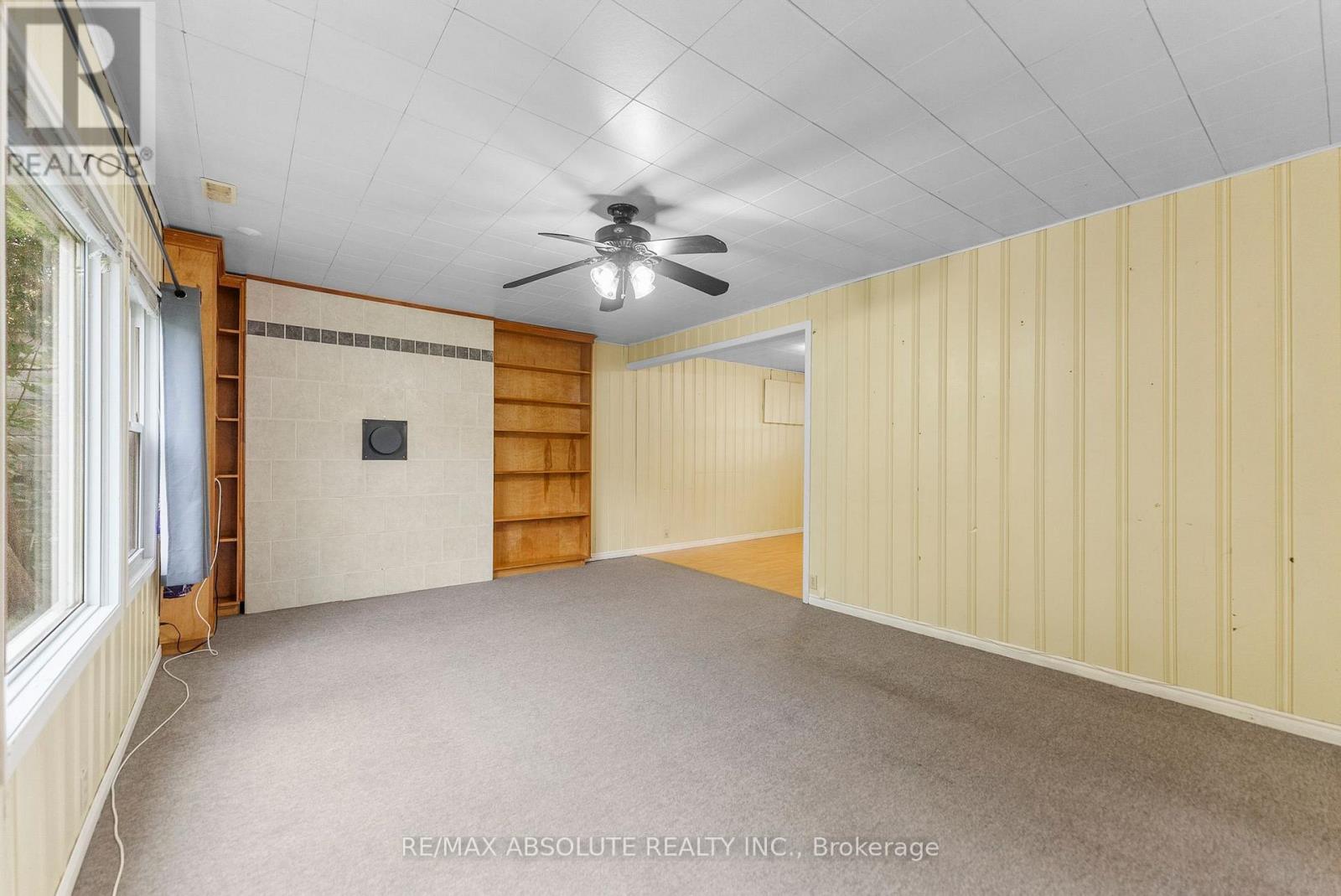 106 Edey Street, Arnprior, Ontario  K7S 1C1 - Photo 6 - X12414830