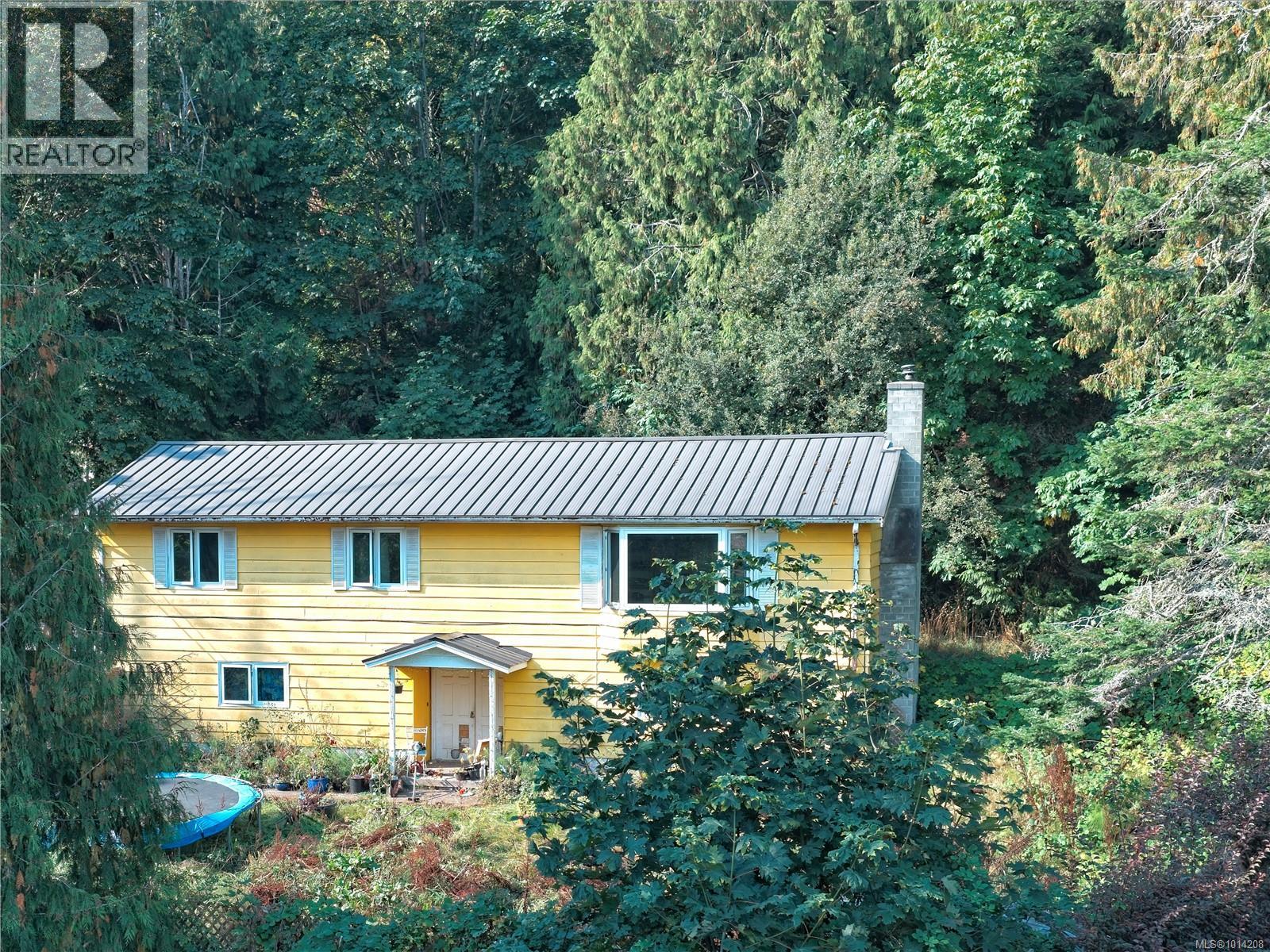 190 Grantville St, Salt Spring, British Columbia  V8K 1P1 - Photo 1 - 1014208