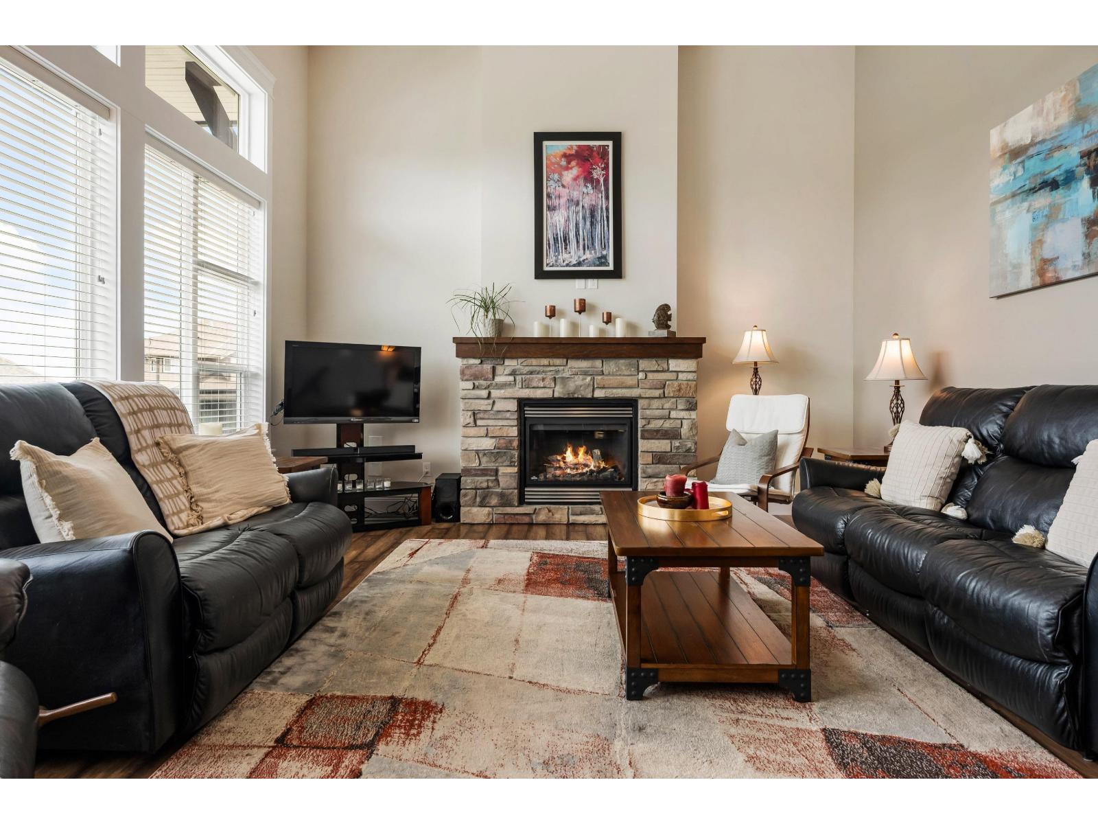 46236 Tournier Place, Promontory, Chilliwack, British Columbia  V2R 6A2 - Photo 3 - R3050025