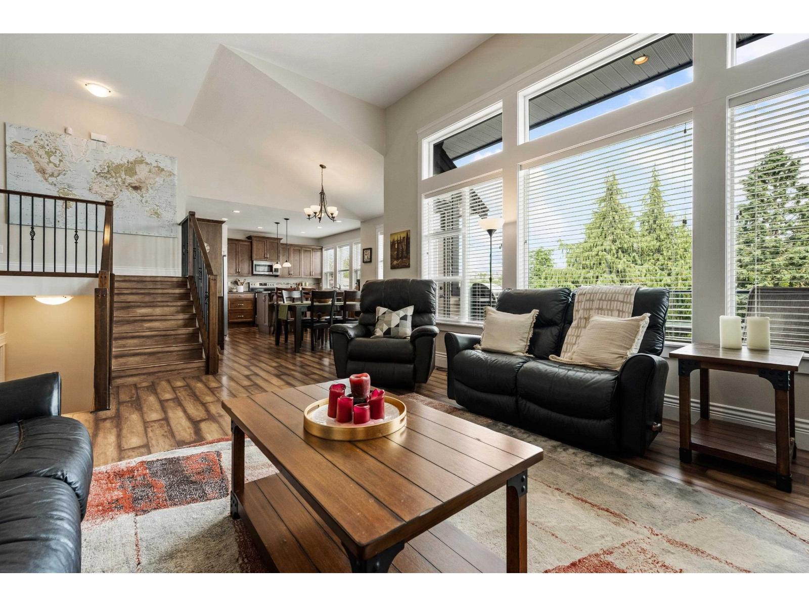 46236 Tournier Place, Promontory, Chilliwack, British Columbia  V2R 6A2 - Photo 2 - R3050025