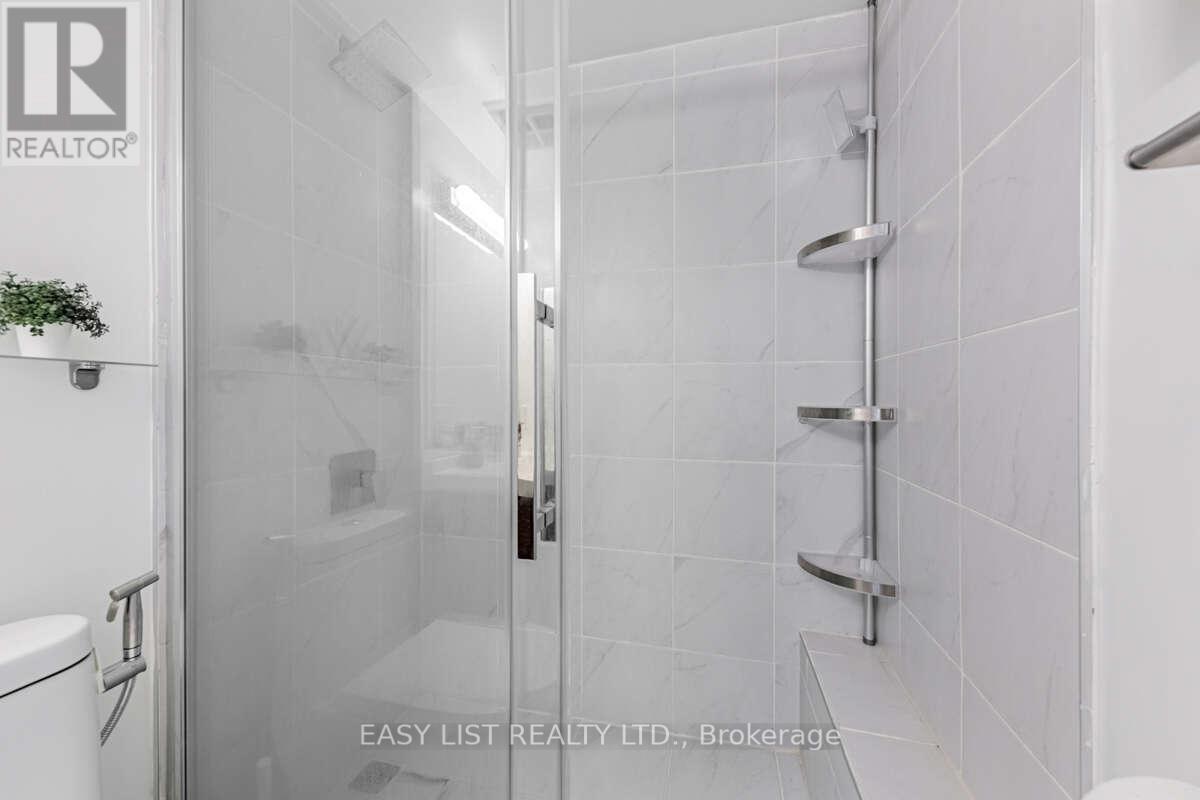 15 - 760 Lawrence Avenue W, Toronto, Ontario  M6A 3E7 - Photo 15 - W12415306