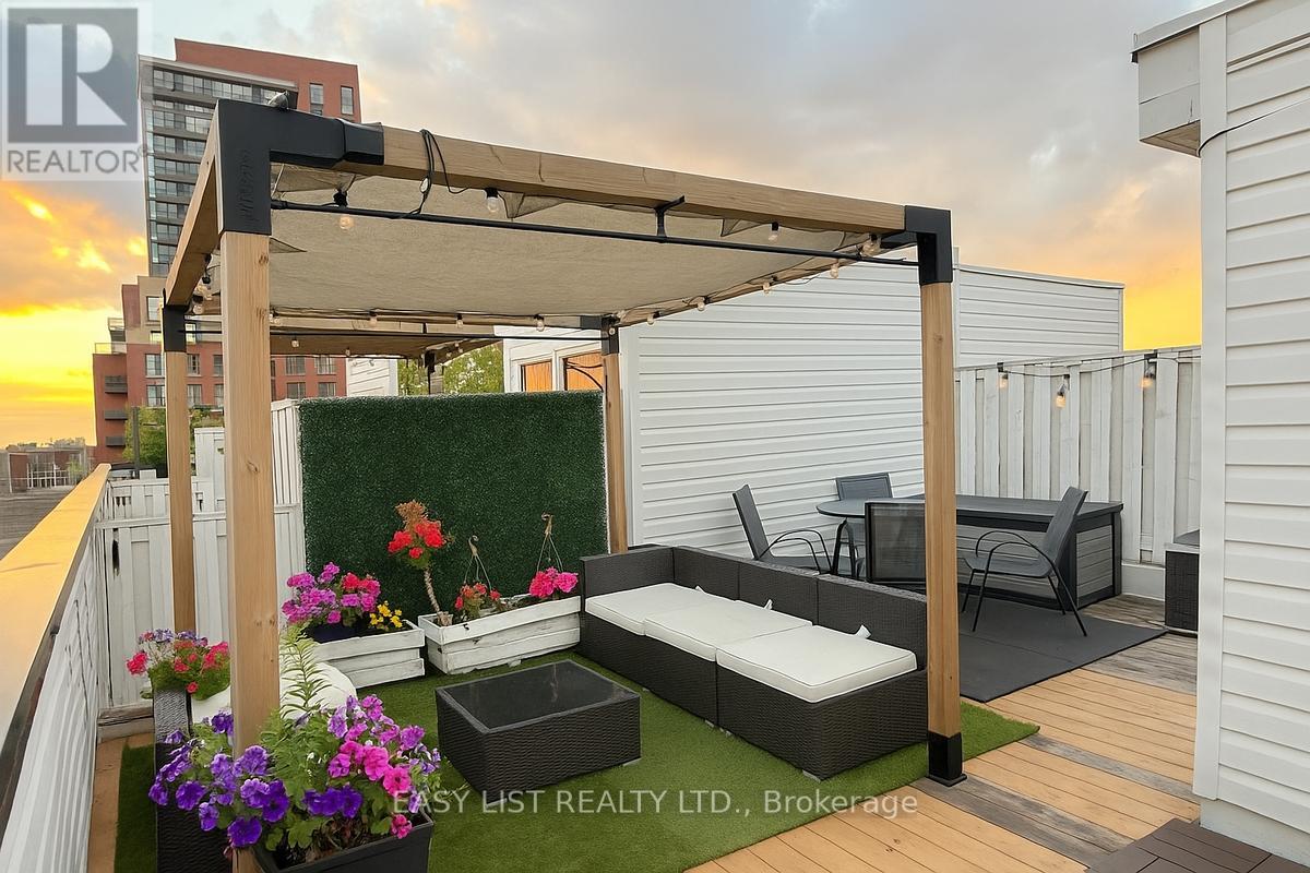 15 - 760 Lawrence Avenue W, Toronto, Ontario  M6A 3E7 - Photo 22 - W12415306