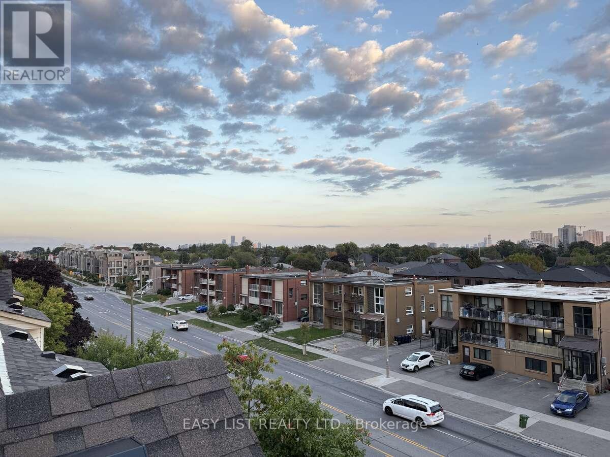 15 - 760 Lawrence Avenue W, Toronto, Ontario  M6A 3E7 - Photo 24 - W12415306