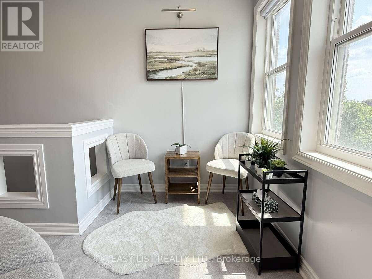 15 - 760 Lawrence Avenue W, Toronto, Ontario  M6A 3E7 - Photo 5 - W12415306