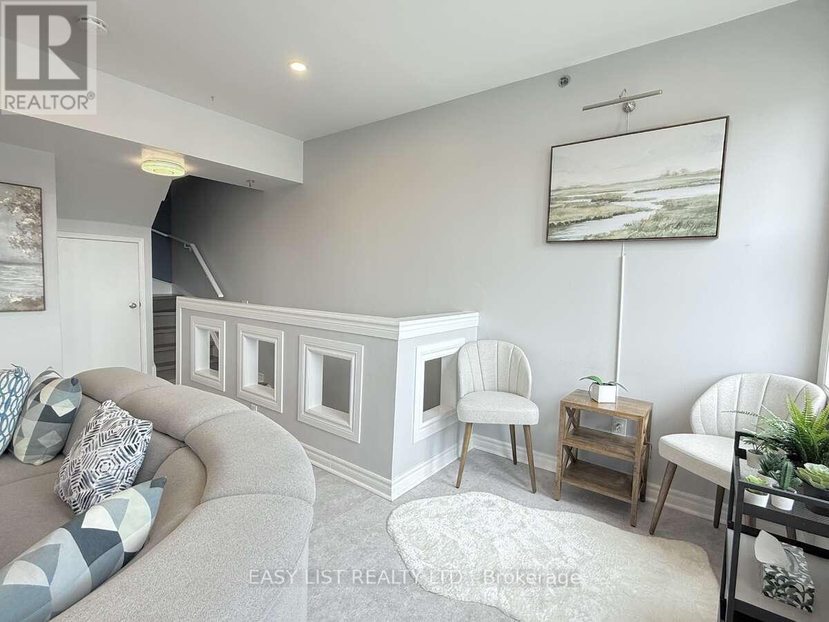 15 - 760 Lawrence Avenue W, Toronto, Ontario  M6A 3E7 - Photo 9 - W12415306