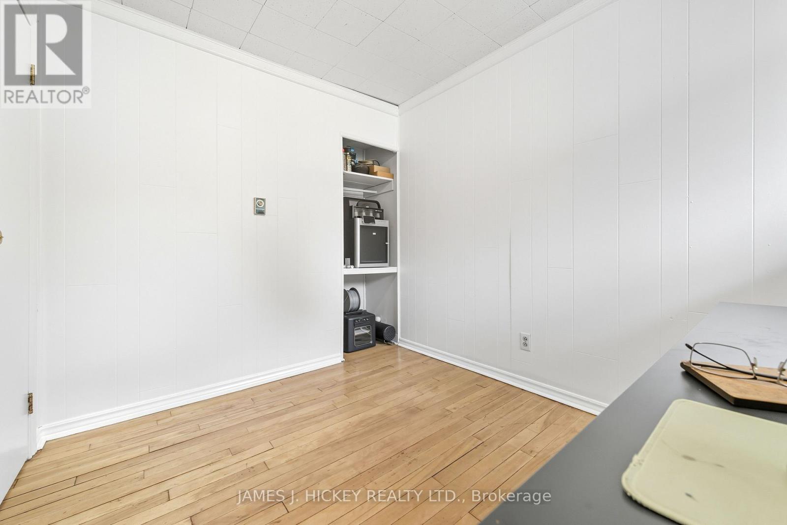 27 Summit Street, Deep River, Ontario K0J 1P0 - Photo 17 - X12415456