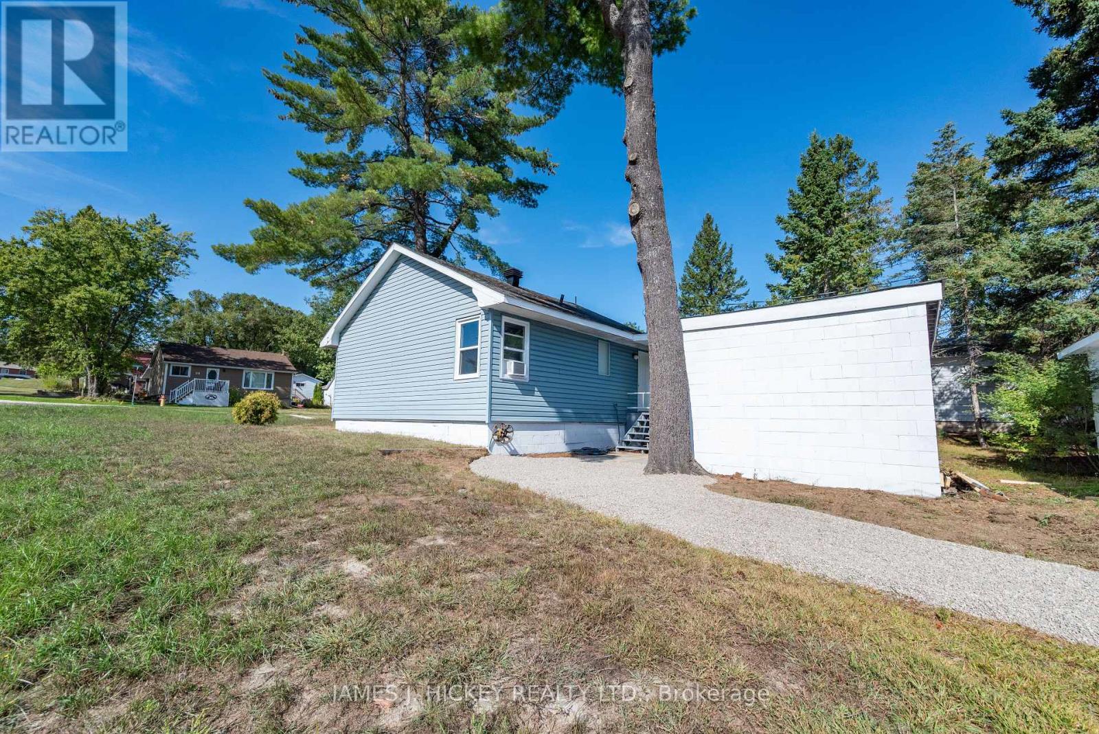 27 Summit Street, Deep River, Ontario  K0J 1P0 - Photo 27 - X12415456