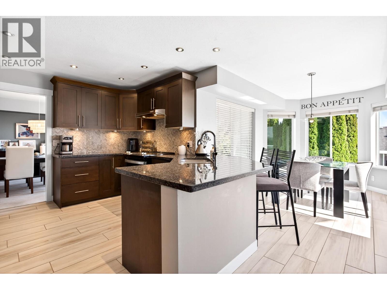 1347 Napier Place, Coquitlam, British Columbia  V3B 7A3 - Photo 11 - R3049934