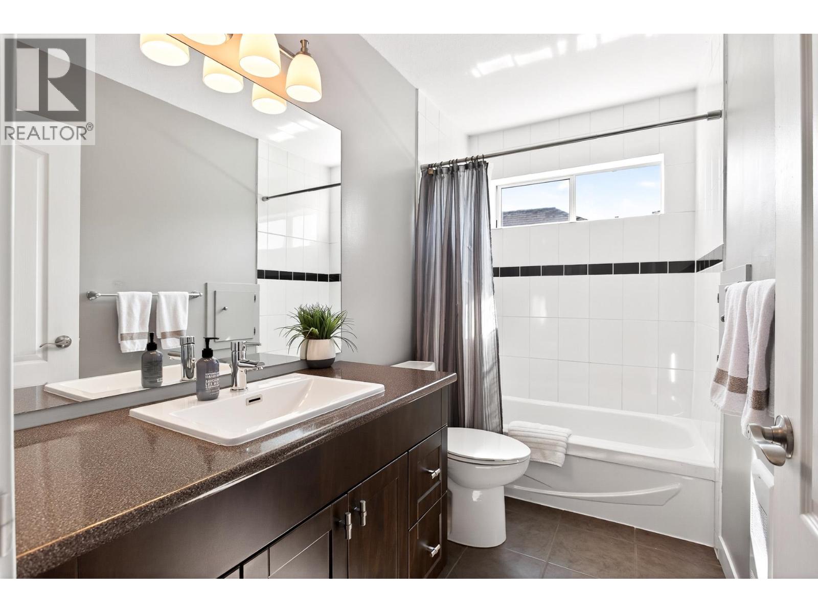 1347 Napier Place, Coquitlam, British Columbia  V3B 7A3 - Photo 33 - R3049934