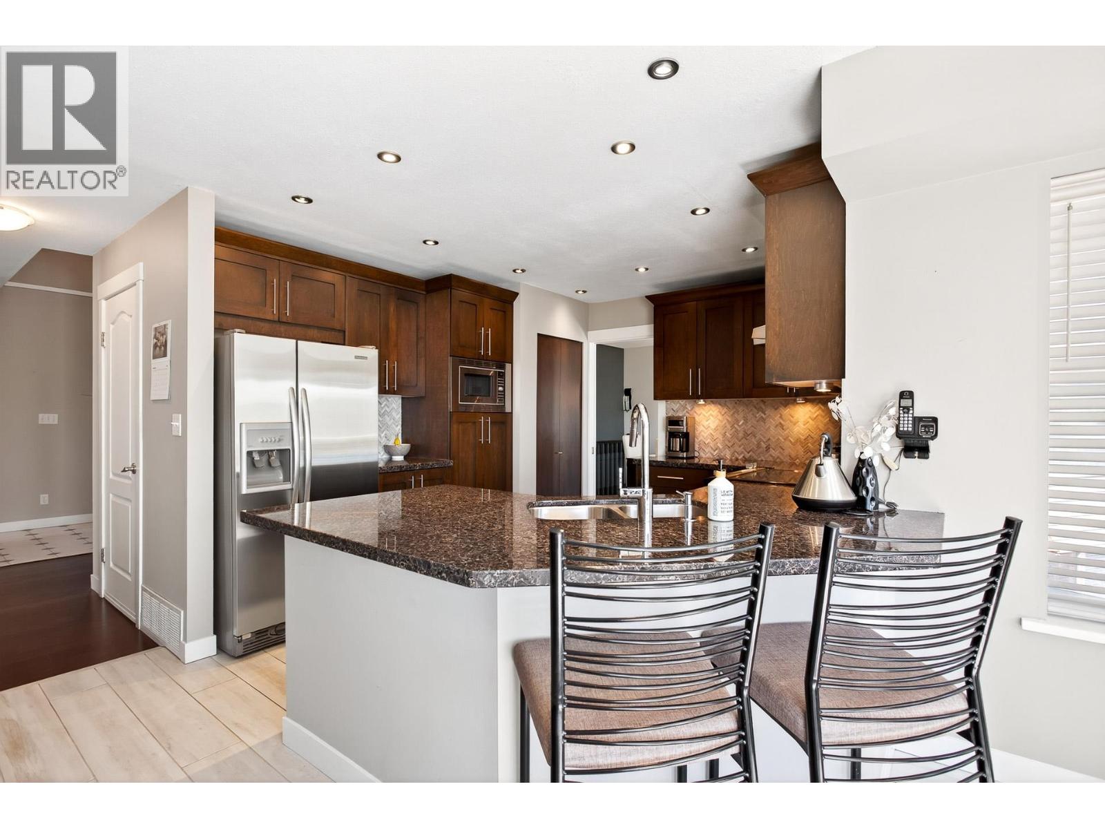 1347 Napier Place, Coquitlam, British Columbia  V3B 7A3 - Photo 12 - R3049934