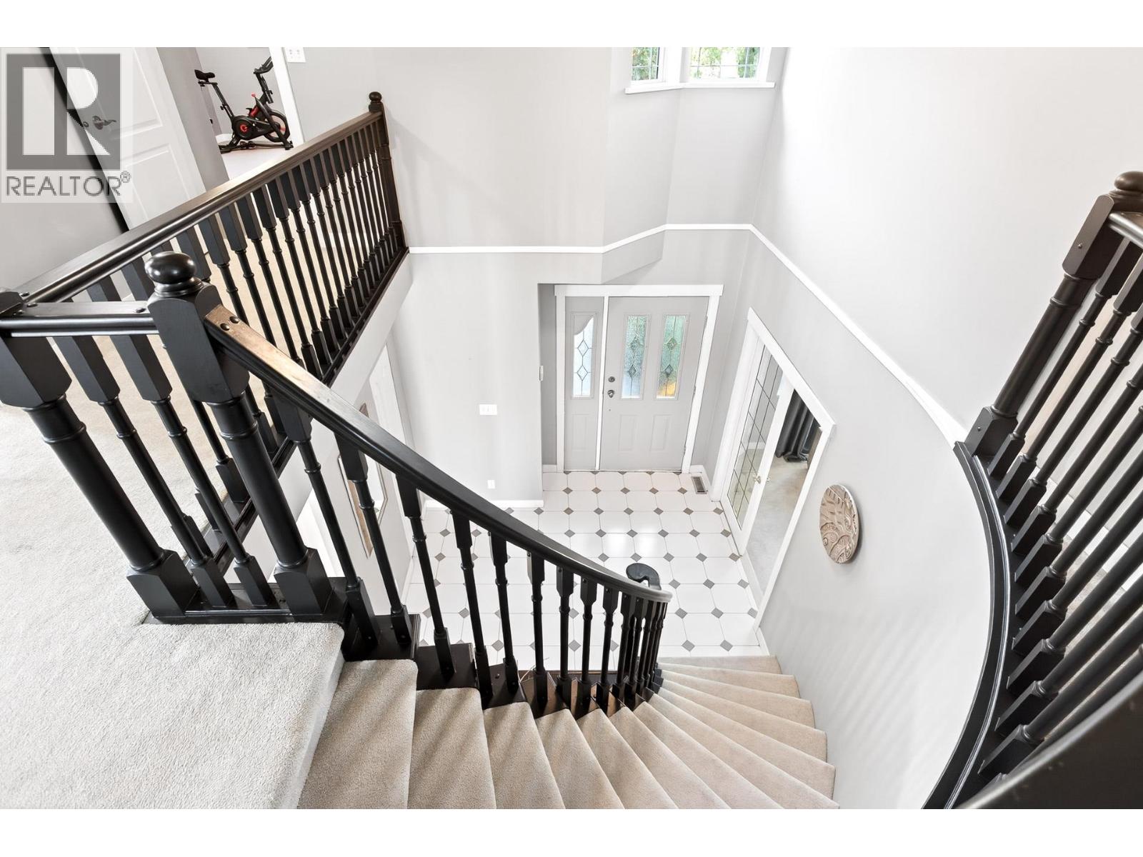 1347 Napier Place, Coquitlam, British Columbia  V3B 7A3 - Photo 6 - R3049934