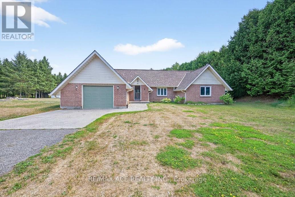 2425 North School Road, Havelock-Belmont-Methuen, Ontario  K0L 1Z0 - Photo 1 - X12415378