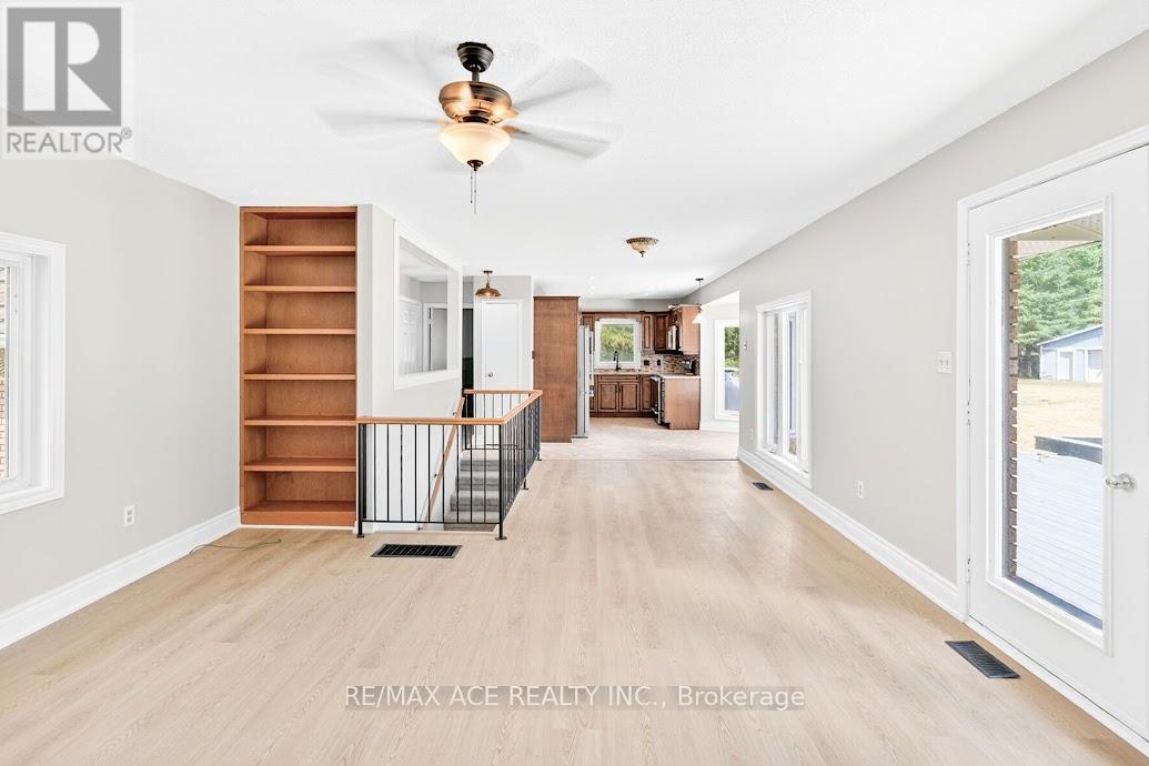 2425 North School Road, Havelock-Belmont-Methuen, Ontario  K0L 1Z0 - Photo 5 - X12415378