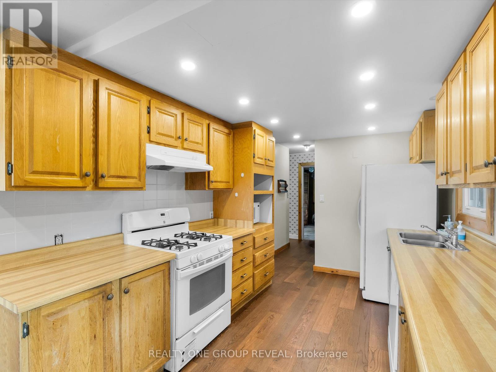 2 - 1067 River Street, Muskoka Lakes, Ontario  L1L 0T1 - Photo 32 - X12415388