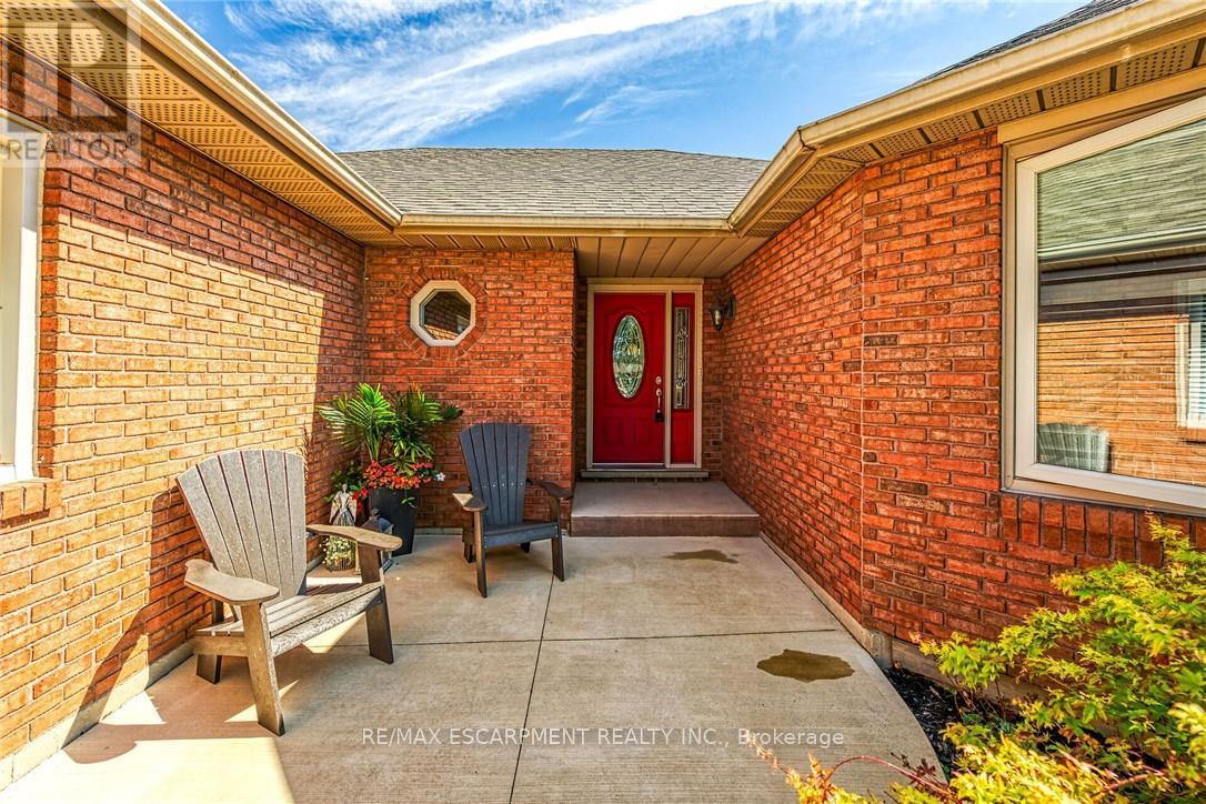 35 Highland Boulevard, Haldimand, Ontario  N3W 1G6 - Photo 43 - X12415421