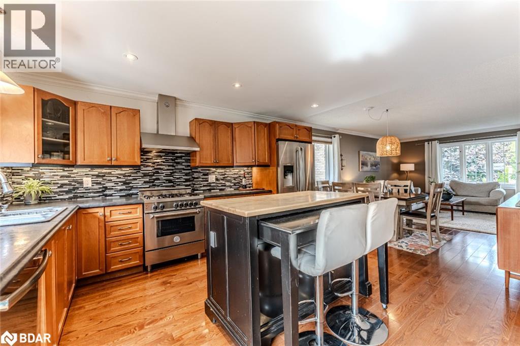 95 Crompton Drive, Barrie, Ontario  L4M 6P1 - Photo 6 - 40764712