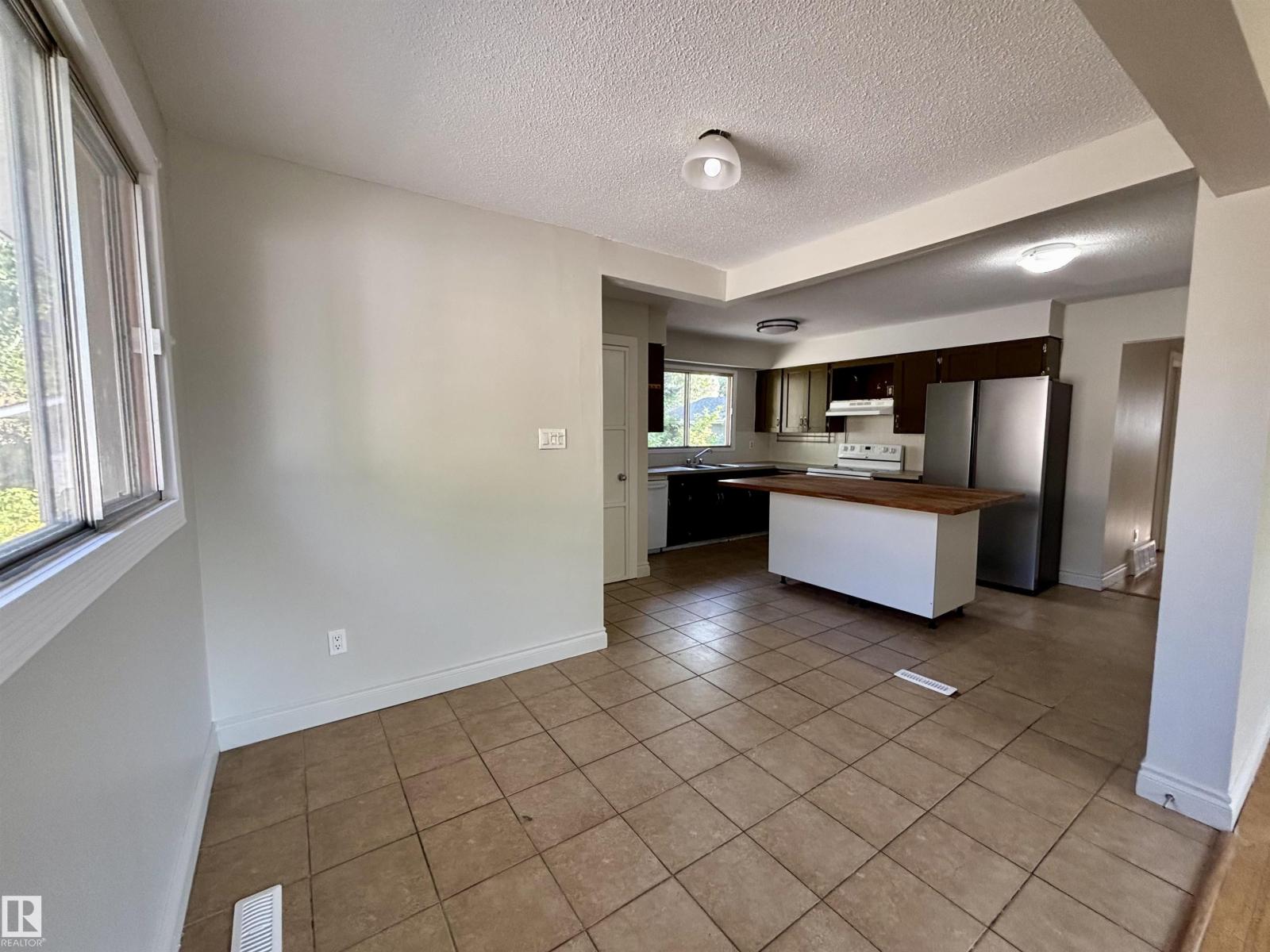 58 Menlo Cr, Sherwood Park, Alberta  T8A 0R9 - Photo 7 - E4458583