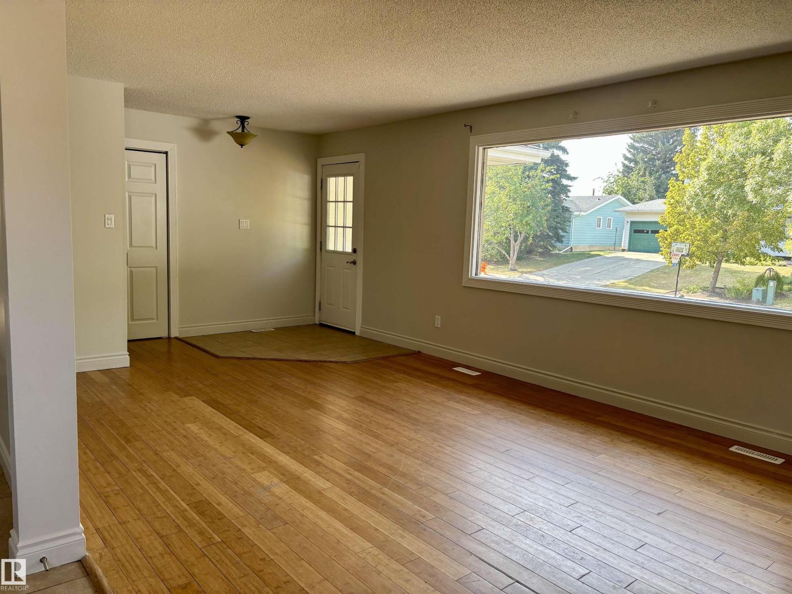 58 Menlo Cr, Sherwood Park, Alberta  T8A 0R9 - Photo 3 - E4458583